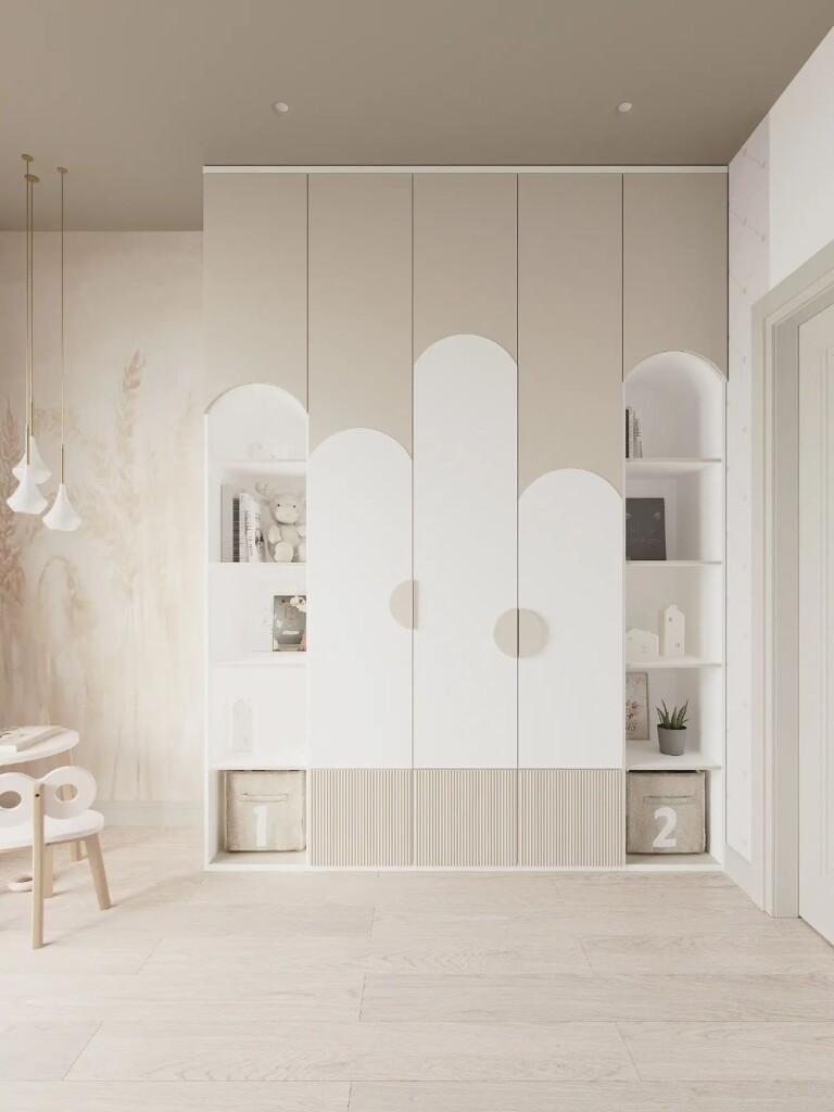 Jasny pokój dziecięcy z zabudową meblową i miejscem do zabawy – projekty pokoi dziecięcych i młodzieżowych – Golden Room