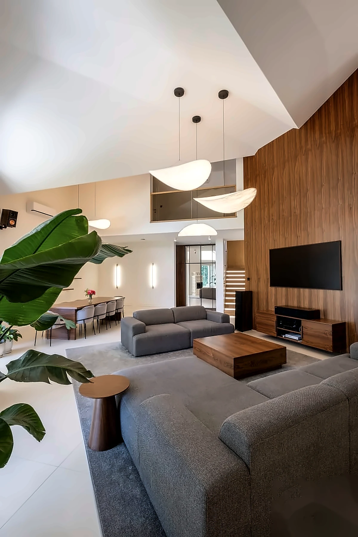Zestawienie architektów wnętrz do domu - strefa dzienna Golden Room Zestawienie architektów wnętrz do domu - strefa dzienna w projekcie Golden Room